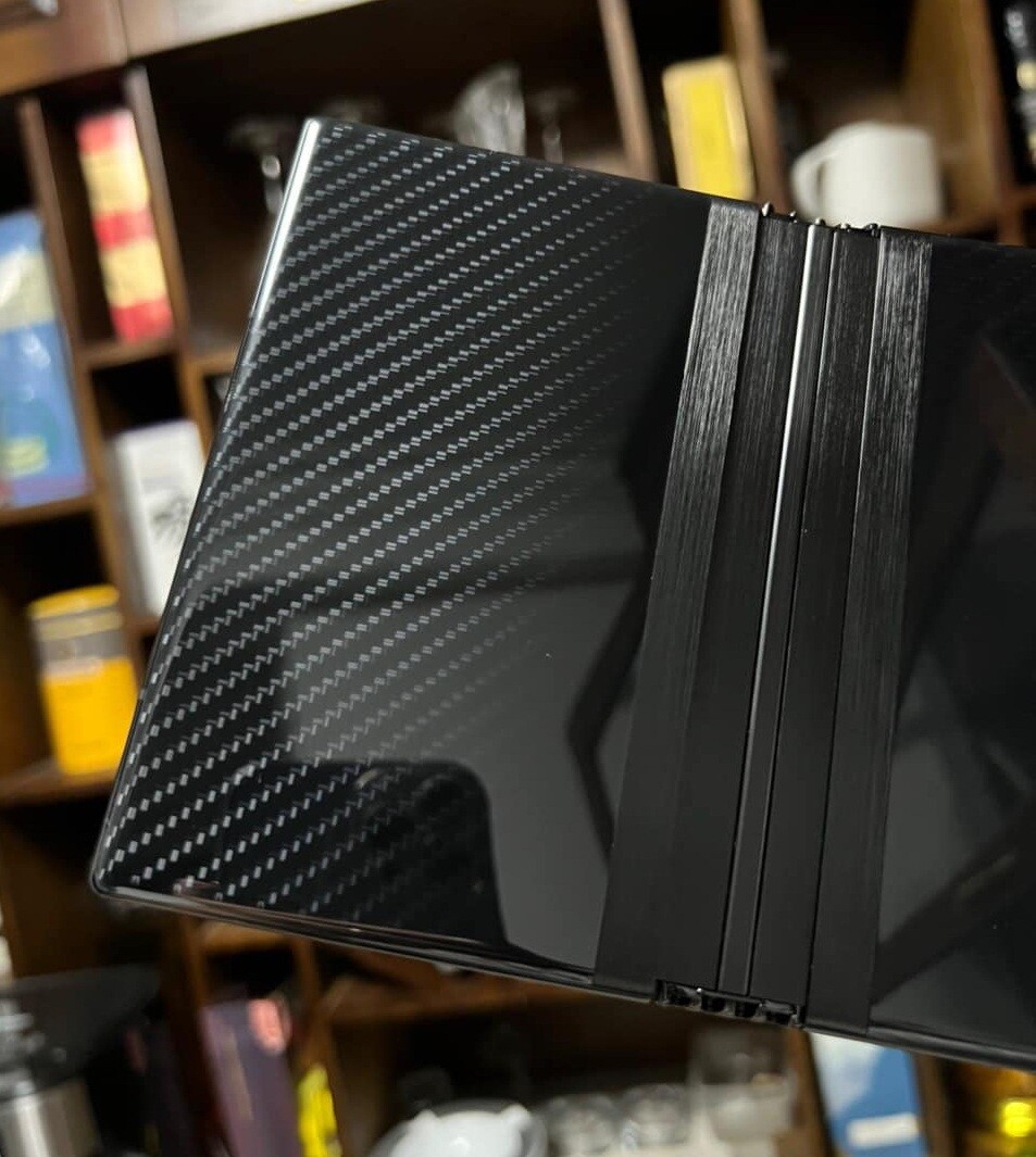 Vertu Ayxta 5g Fold 2 Lưng Carbon (4)