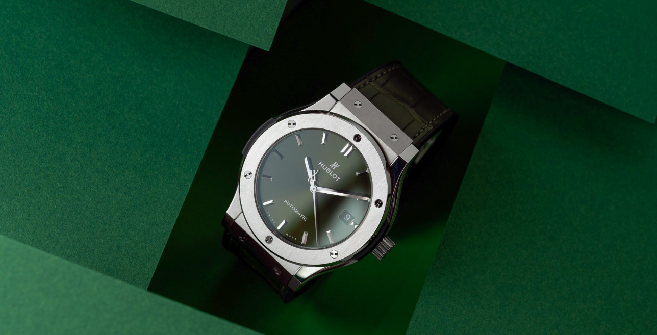 Đồng Hồ Hublot Classic Fusion Green Titanium 38mm 4