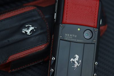 Điện Thoại Vertu Ascent X Ceramic Ferari Red