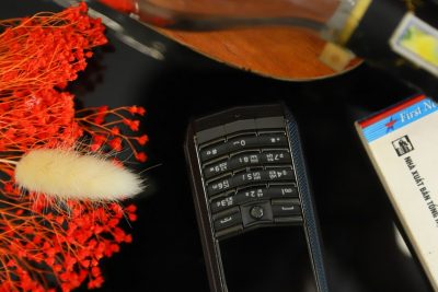 Điện Thoại Vertu Ascent X Knurled Black (Màu Đen)