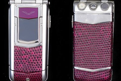 Điện Thoại Vertu Constellation Ayxta Da Cá Sấu Hồng