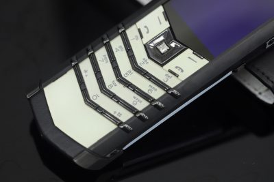 Điện Thoại Vertu Signature S Black And White Like New 99%