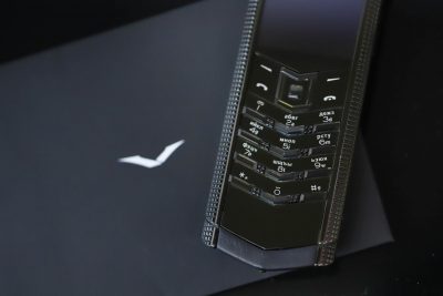Điện Thoại Vertu Signature S Clous De Paris Black Mới 99%
