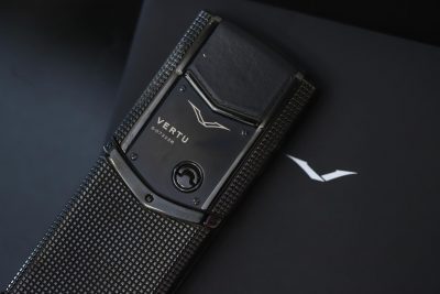 Điện Thoại Vertu Signature S Clous De Paris Black Mới 99%