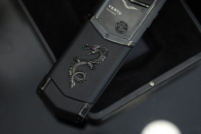 Điện Thoại Vertu Signature S Dragon Black Mới 99%
