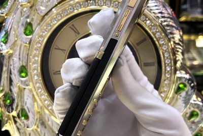 Điện Thoại Vertu Signature S Điểm Vàng Siêu Đẹp