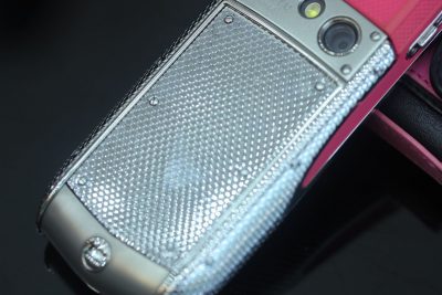 Điện Thoại Vertu Ascent Ti Neon Pink Chính Hãng