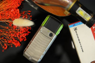 Điện Thoại Vertu Ascent X Titanium Carbon Đẹp Keng