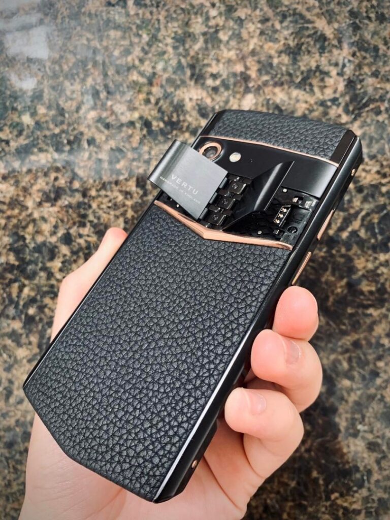 Vertu Aster P Mix Gold (6)