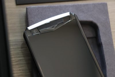 Điện Thoại Vertu Aster P da bê trắng