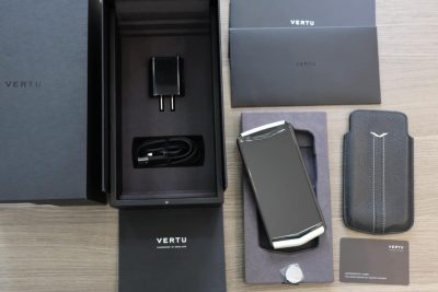 Điện Thoại Vertu Aster P da bê trắng