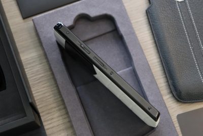 Điện Thoại Vertu Aster P da bê trắng