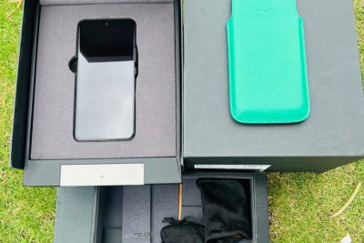 Điện Thoại iVertu 5G Da Bê Màu Xanh Hoàng Gia