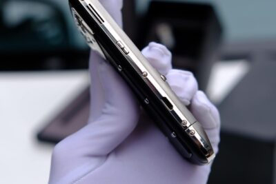 Điện Thoại Vertu Quest Chính Hãng giá rẻ
