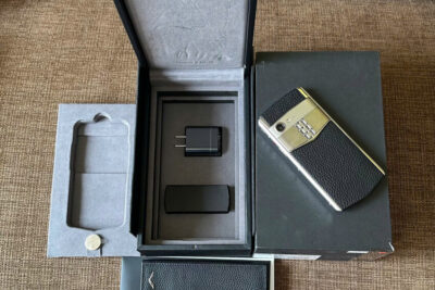 Điện Thoại Vertu Aster P Silver da bê đen