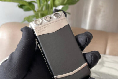 Điện Thoại Vertu Ayxta Nắp Gập Da Bê Đen