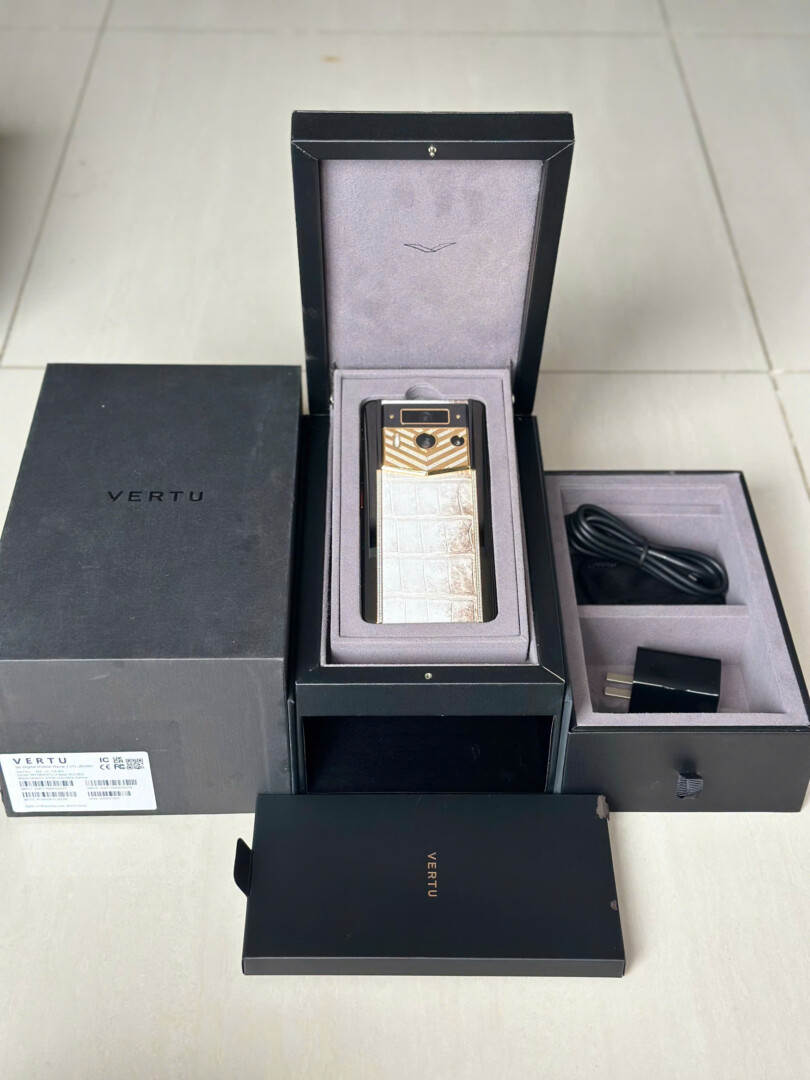 Metavertu 2 Diamond Gold (4)