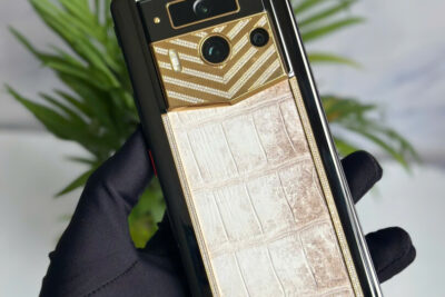 Điện Thoại Vertu Meta 2 Cá Sấu Bạch Tạng Đính Km