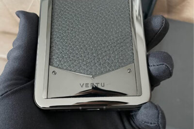 Điện Thoại Vertu Iron Flip nắp gập Lưng Bọc Da Bò 99%