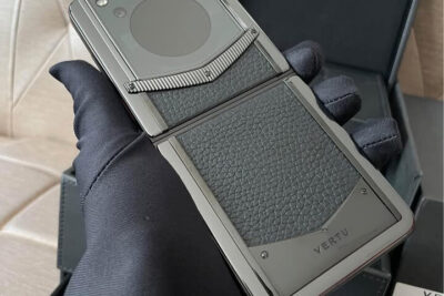 Điện Thoại Vertu Iron Flip nắp gập Lưng Bọc Da Bò 99%
