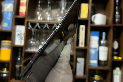Điện Thoại Vertu Ayxta 5g Fold 2 Lưng Carbon Máy Đẹp 98,99%