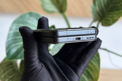 Điện Thoại Vertu Iron Flip Black Alligator Lưng Bọc Da Cá Sấu Zin