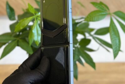 Điện Thoại Vertu Ironflip Carbon Cao Cấp Máy Đẹp 99%