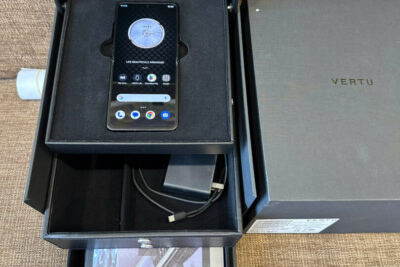 Điện Thoại Vertu Ironflip Carbon Cao Cấp Máy Đẹp 99%