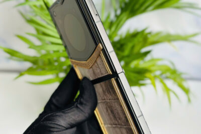 Vertu Ironflip Lưng Da Cá Sấu Himalaya viền kim