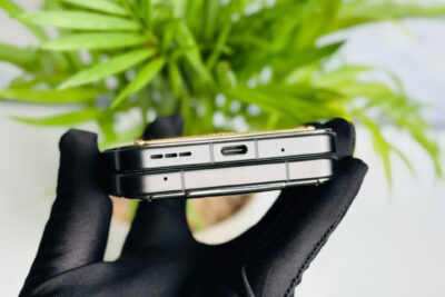 Vertu Ironflip Lưng Da Cá Sấu Himalaya viền kim