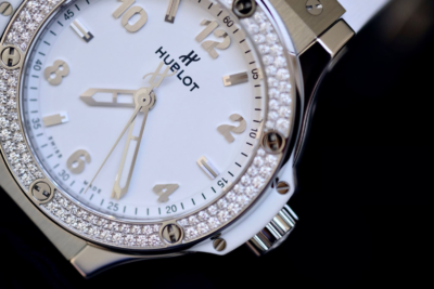Đồng Hồ Hublot Big Bang Steel White Diamonds