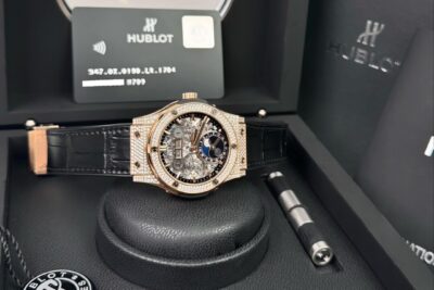 Đồng Hồ Hublot Classic Fusion Aerofusion Moonphase King Gold Pavé 45mm