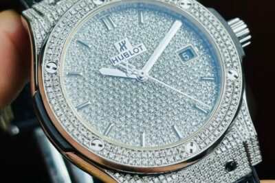Đồng Hồ Hublot Classic Fusion Titanium Full Pave Automatic 38mm
