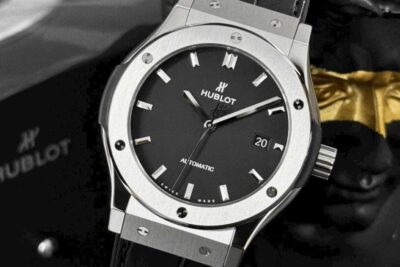 Đồng Hồ Hublot Classic Fusion Titanium Grey 42mm