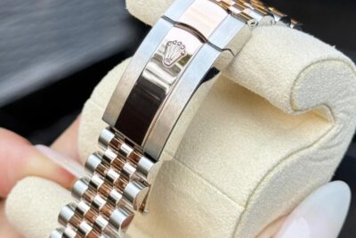 Đồng Hồ Rolex Datejust Mặt Vi Tính Dây Đeo Jubilee 126231
