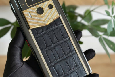 Vertu Meta 2 Diamonds gold Lưng bọc da cá sấu đẹp 99%