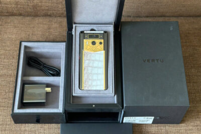 Metavertu 2 Viền gold hoa văn- da cá sấu bạch tạng đẹp 99%