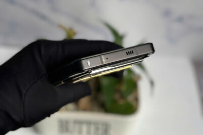 Metavertu 2 Max Diamonds Gold – Lưng bọc da cá