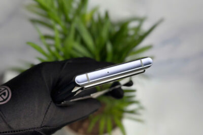 Vertu Meta 1 Web 3.0 Lưng Bọc Da Cá Sấu Bạch Tạng