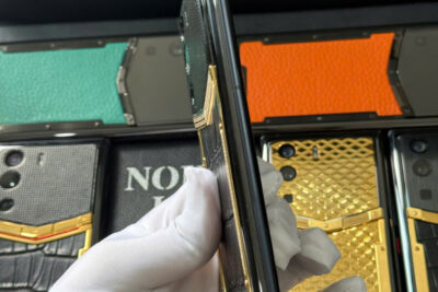 Vertu Meta 1 Viền Đính Kim Bọc Da Cá Sấu 99%