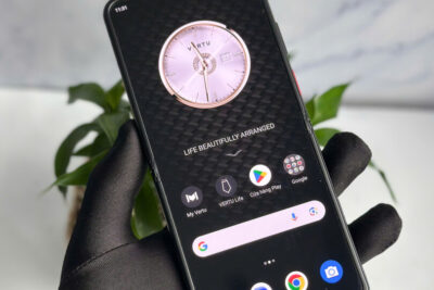 Điện thoại Vertu Quantum Da cá sấu xanh đẹp 99% fullbox