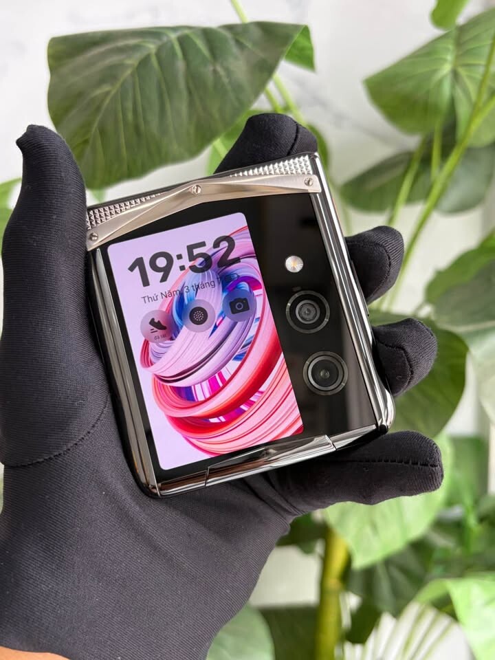 Quantum Flip Cyber Sliver (9)