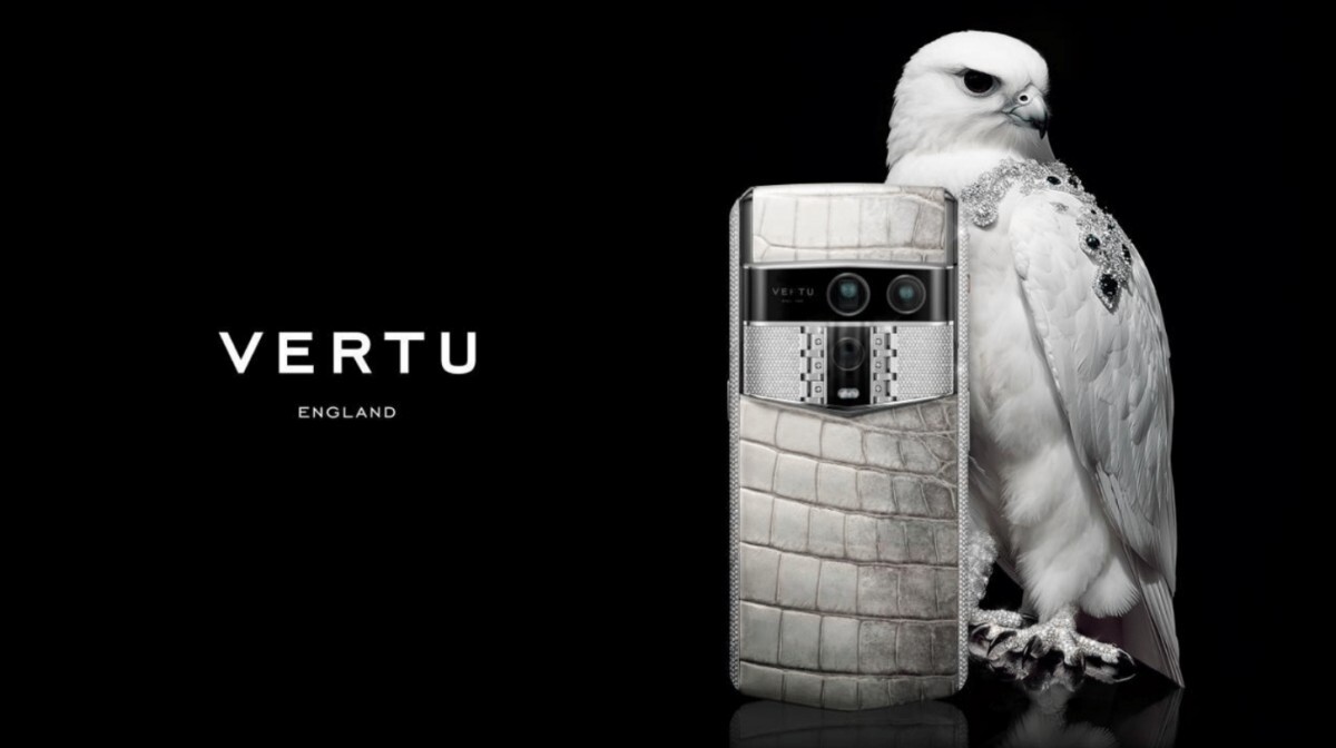 Vertu Agent Q Ra Mat 1