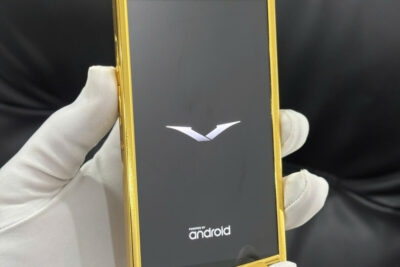 Vertu Aster P Da Cá Sấu Bạch Tạng Mạ Vàng 24K Chính Hãng Full Box
