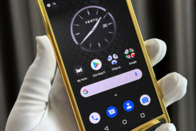 Điện Thoại Vertu Aster P Da Bê Đen Mạ Vàng 18K
