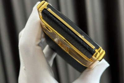 Điện Thoại Vertu Aster P Da Bê Đen Mạ Vàng 18K
