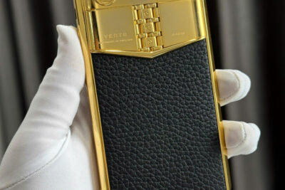 Điện Thoại Vertu Aster P Da Bê Đen Mạ Vàng 18K