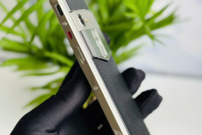 Điện thoại Vertu Aster P da bê đen