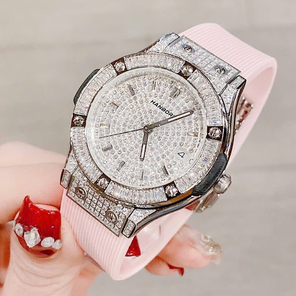 Giá Đồng Hồ Hublot Nữ Chính Hãng Bao Nhiêu? Khám Phá Các Mức Giá Mới Nhất