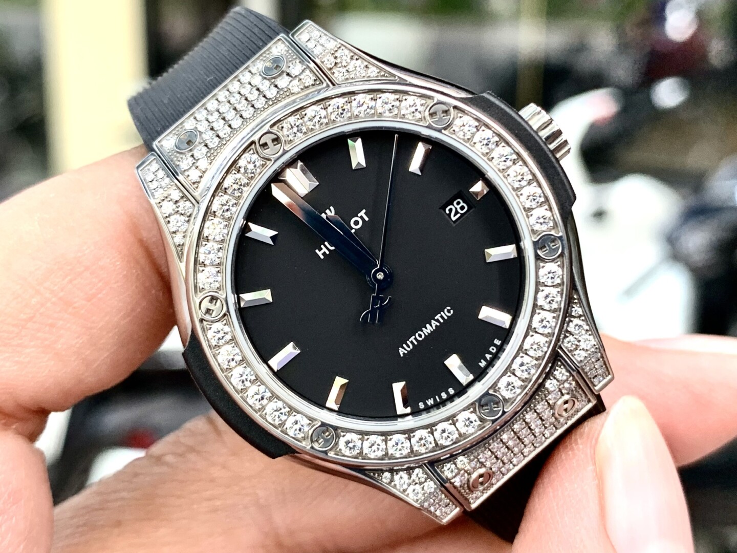 Dong Ho Hublot Nu Chinh Hang (1)